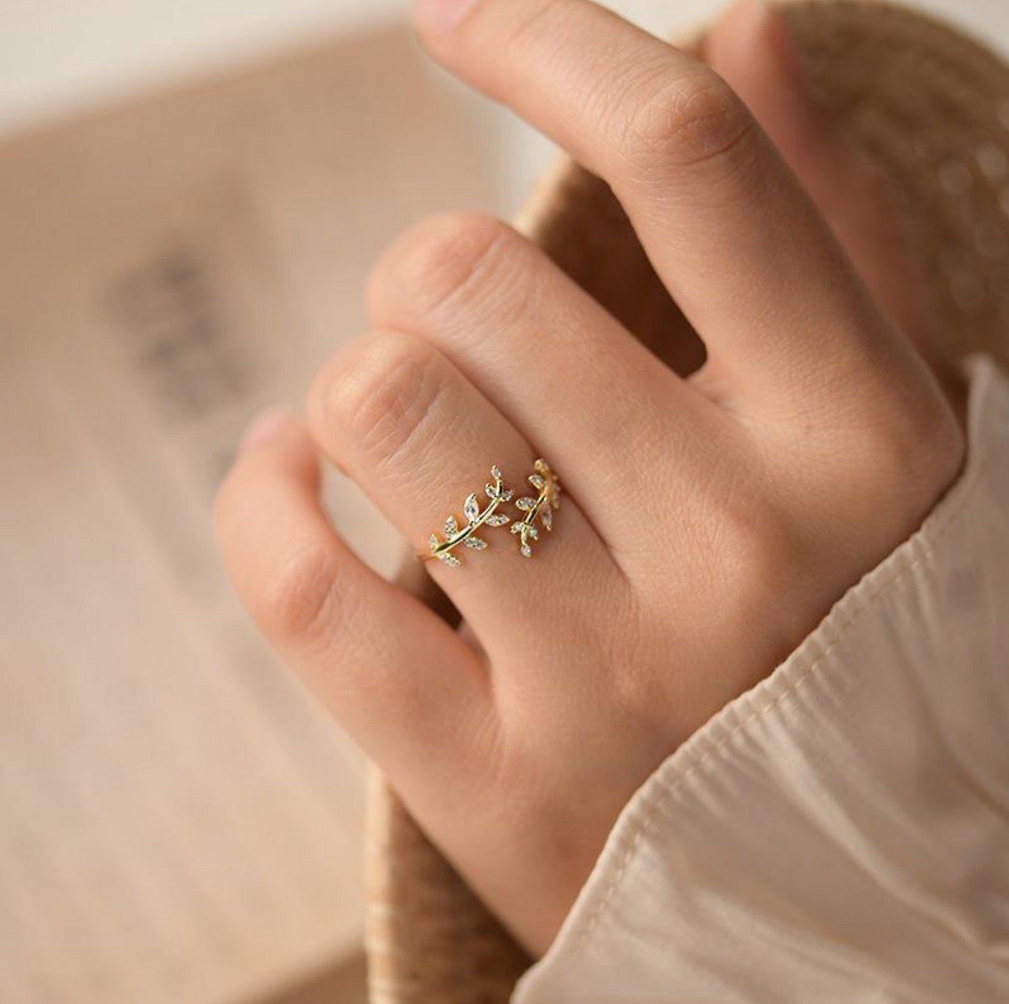 Léa Gold Ring